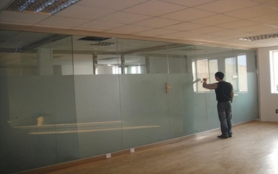 调光玻璃隔断
